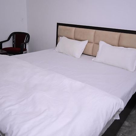 Shri Narayanam Guest House And Home Stay Ayodhya Exterior photo