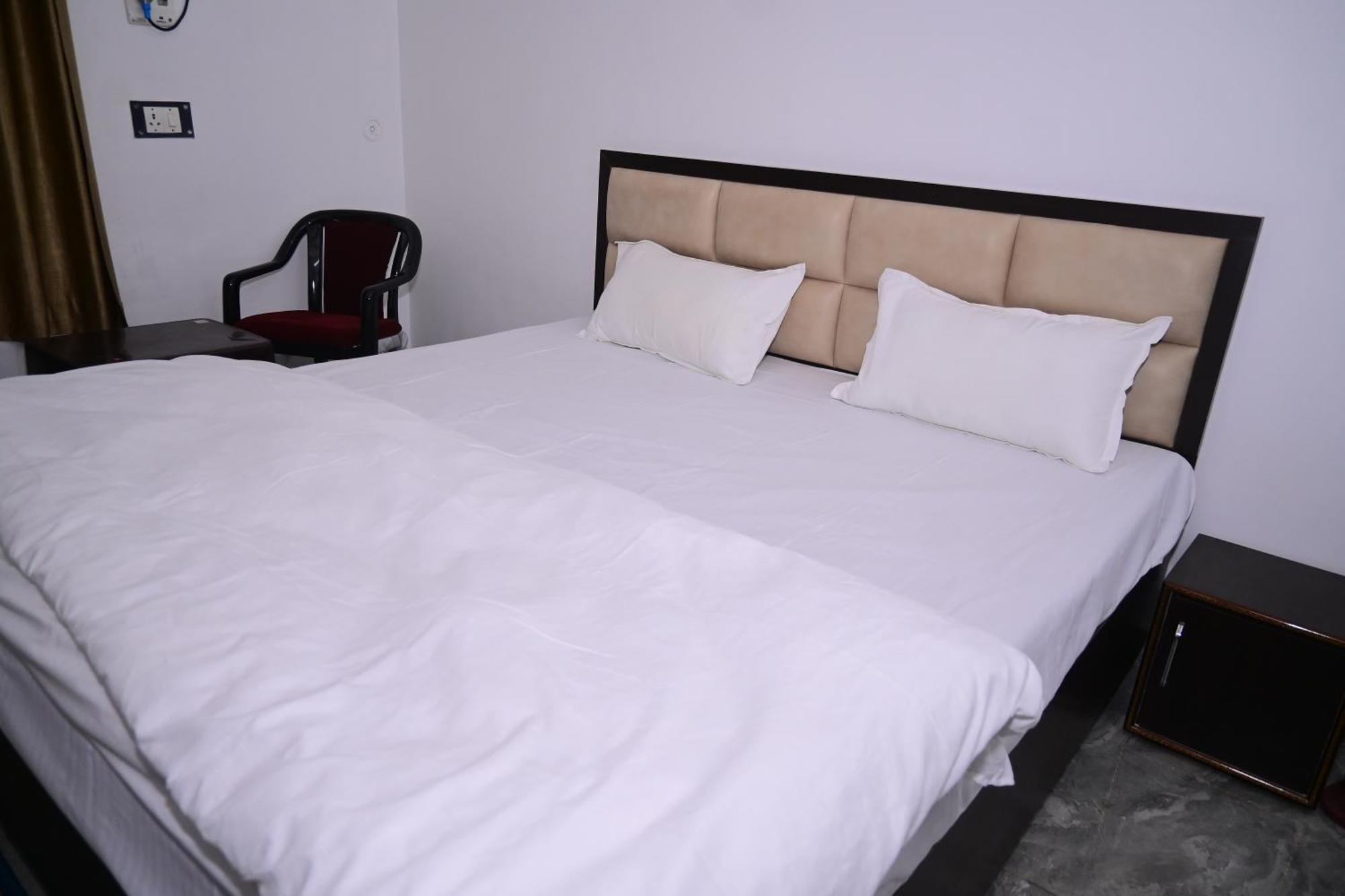 Shri Narayanam Guest House And Home Stay Ayodhya Exterior photo