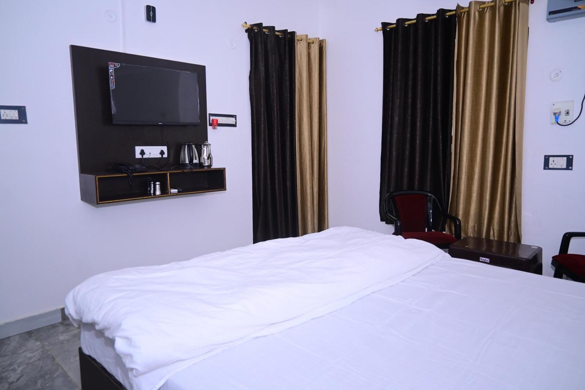 Shri Narayanam Guest House And Home Stay Ayodhya Exterior photo